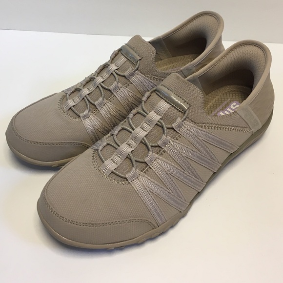 NWOT Skechers Woman's Sneakers Breathe Easy - Hands Free Slip-Ins Sz 7 Taupe - Picture 3 of 16